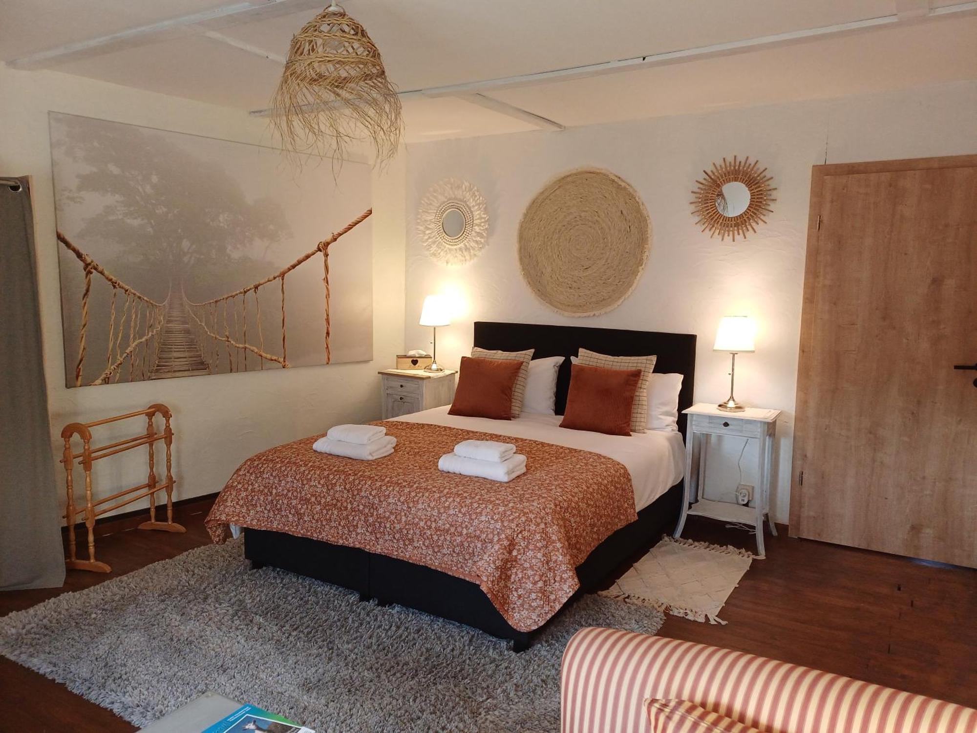 Les Gabelous - Chambre D'Hotes - Viroinval Dourbes Dış mekan fotoğraf